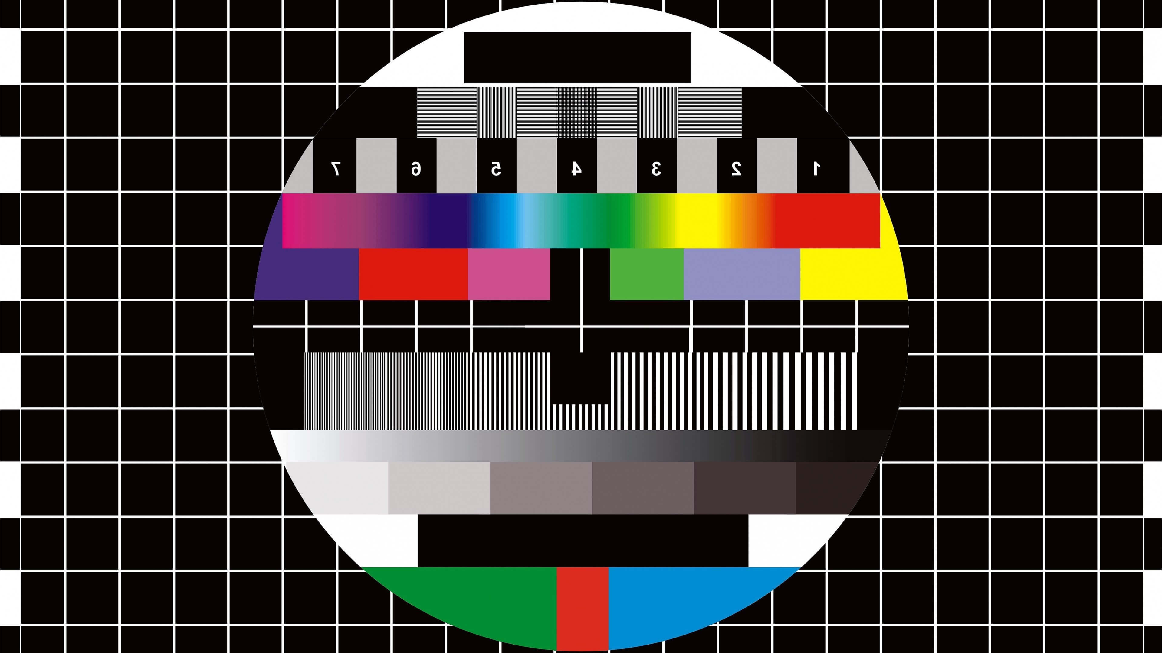 An photo of a standard television test screen